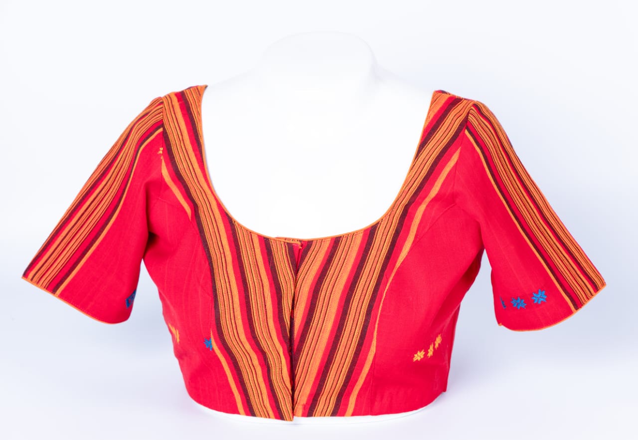V-NECK ELBOW SLEEVE BLOUSE